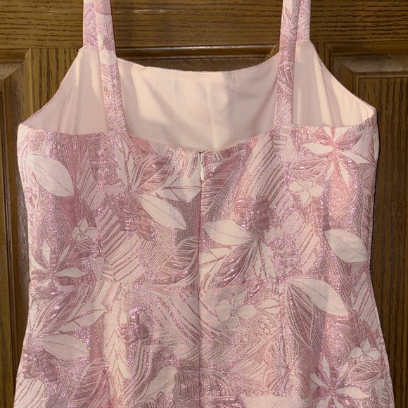 Lulu's Pink and White Floral Textured Dress - Picture 7 of 7